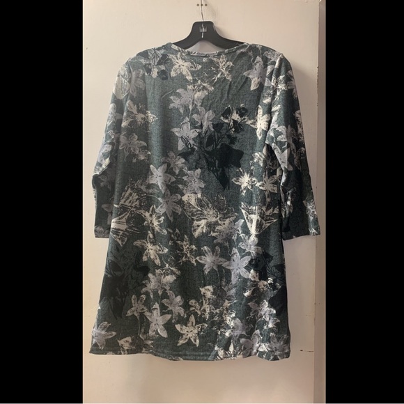 Cotton Blend 3/4 Sleeve Tunic - Picture 3 of 3